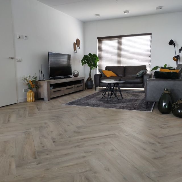 Tegels houtlook visgraat