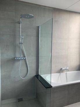 Badkamer grijs