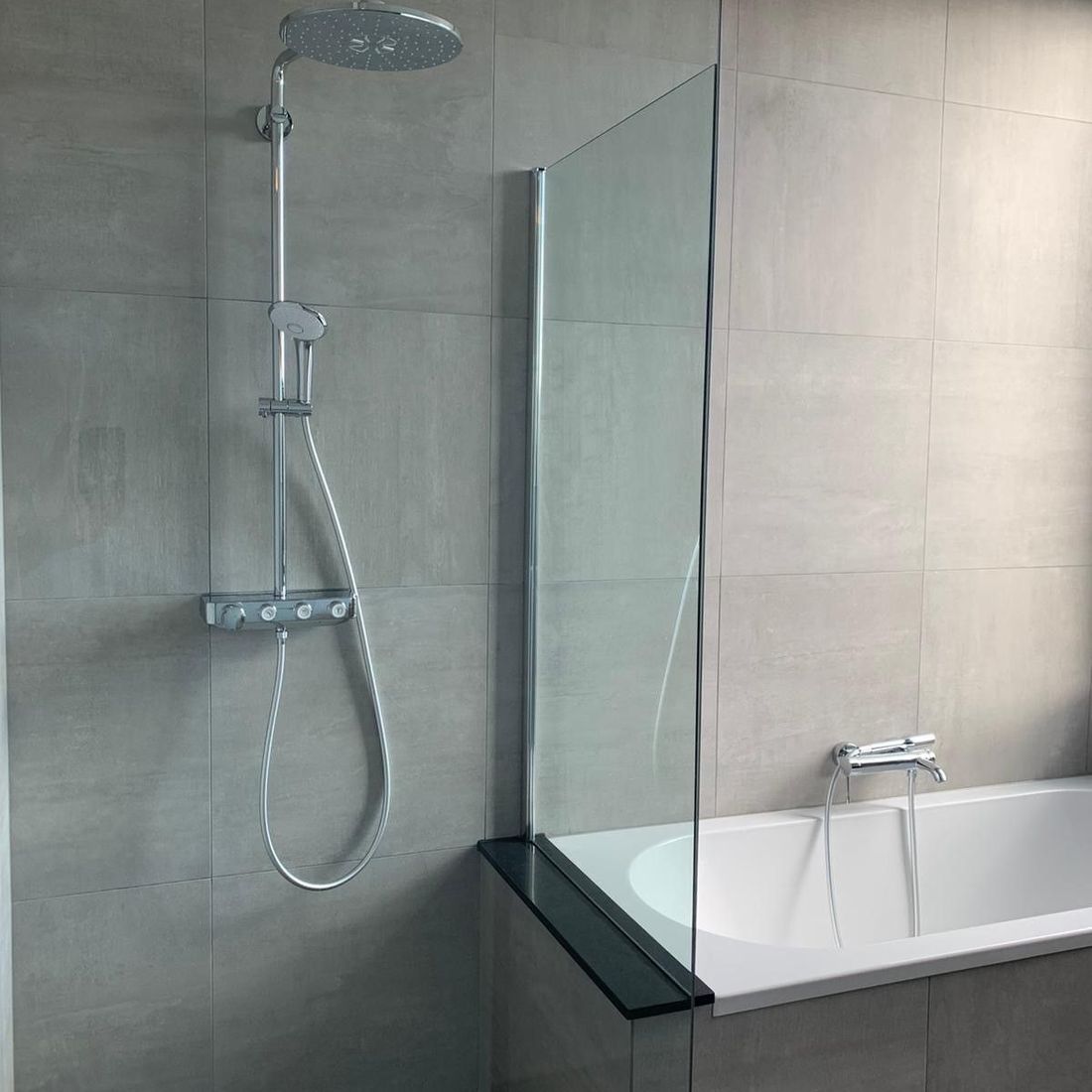 Badkamer grijs