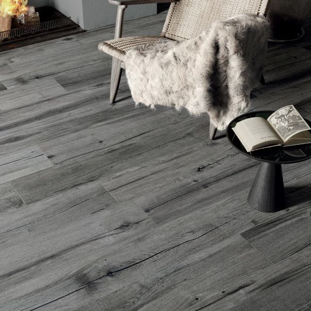 Tegels grijs hout