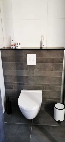 Tegels toilet