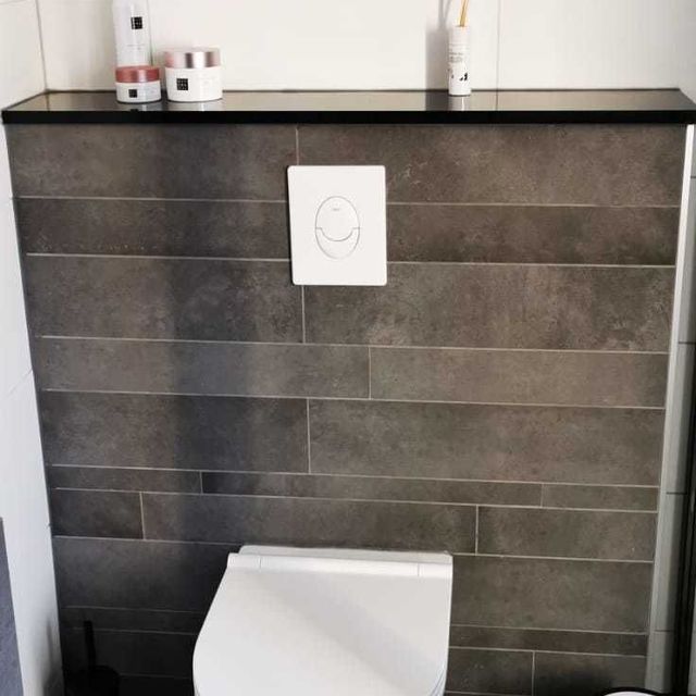 Tegels toilet